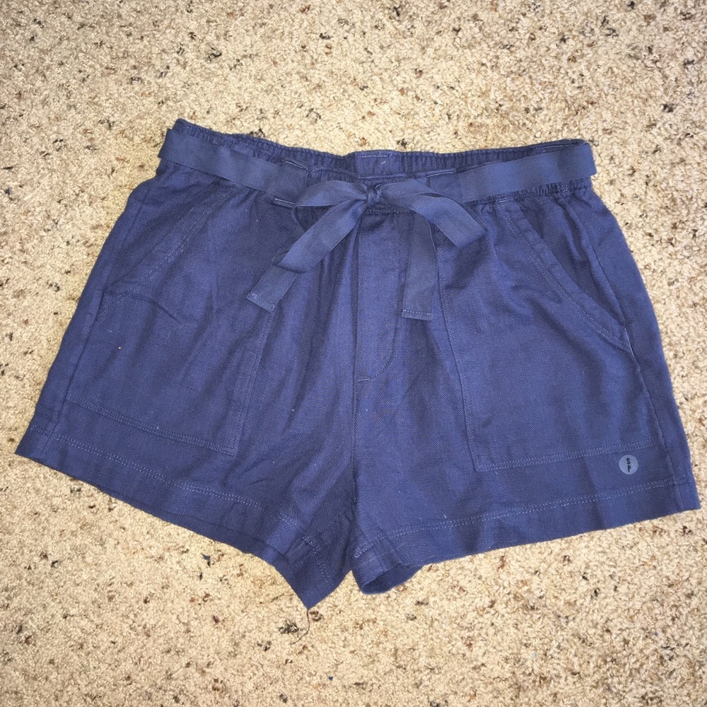 NWT Women’s American Eagle shorts